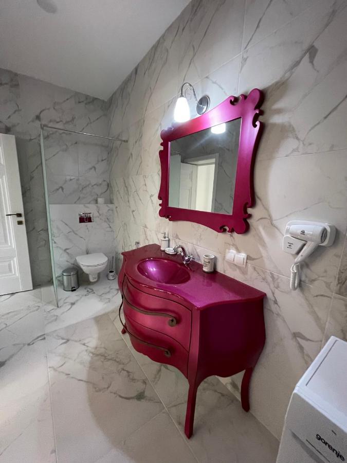 Boutique Hotel Enjoy Serhijivka Eksteriør bilde