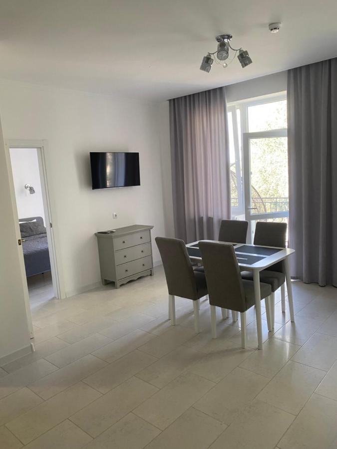 Boutique Hotel Enjoy Serhijivka Eksteriør bilde